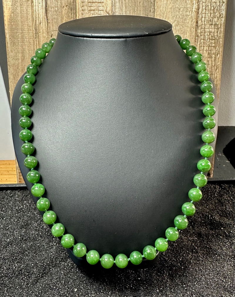 AA Canadian 10mm beads - 24"