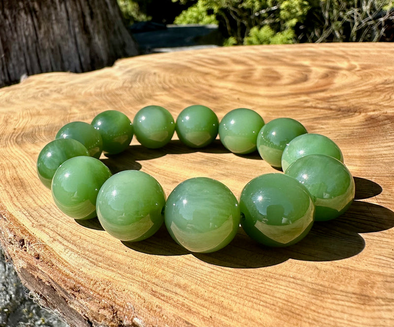 16mm AA Siberian Jade Bead Bracelet - Only 1