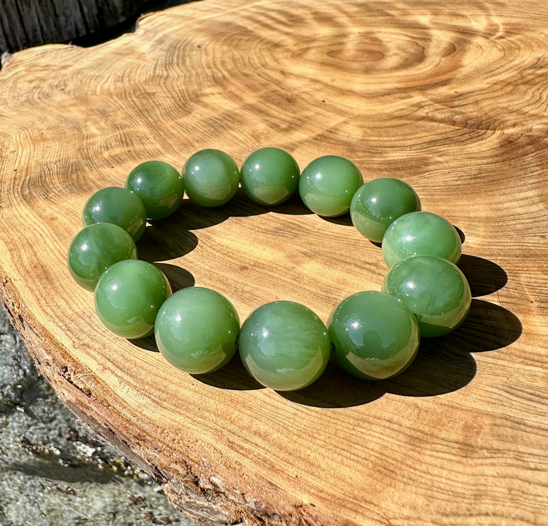 16mm AA Siberian Jade Bead Bracelet - Only 1