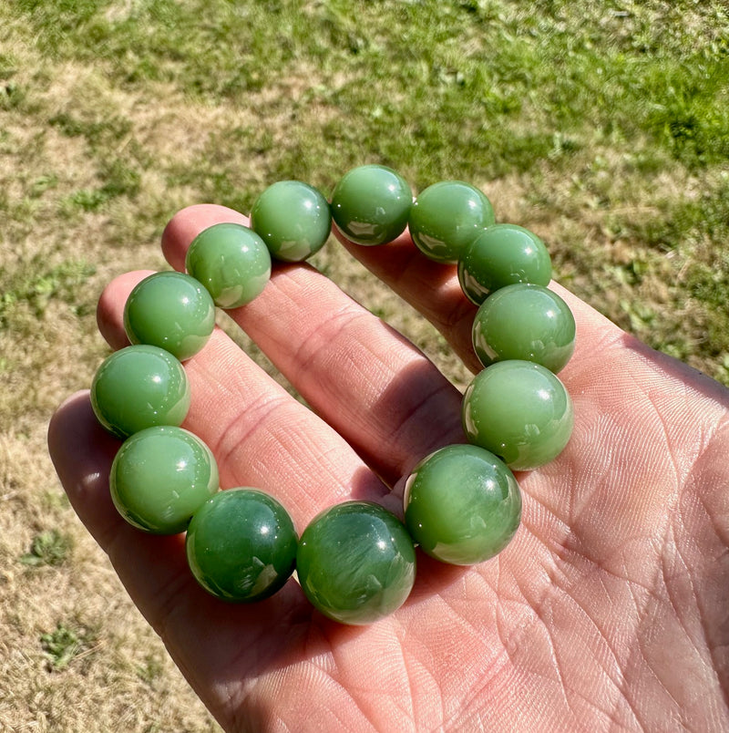 16mm AA Siberian Jade Bead Bracelet - Only 1