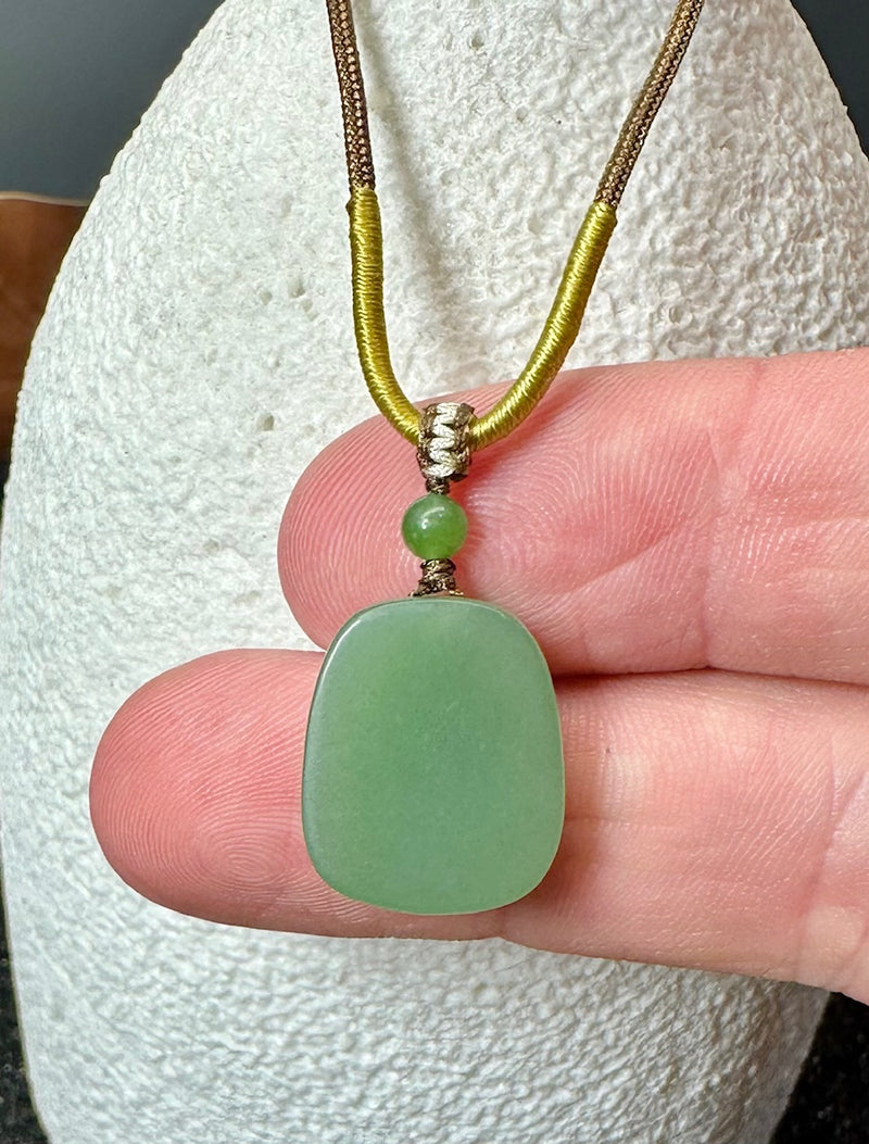 Siberian Jade Drop Pendant, 18.5mm