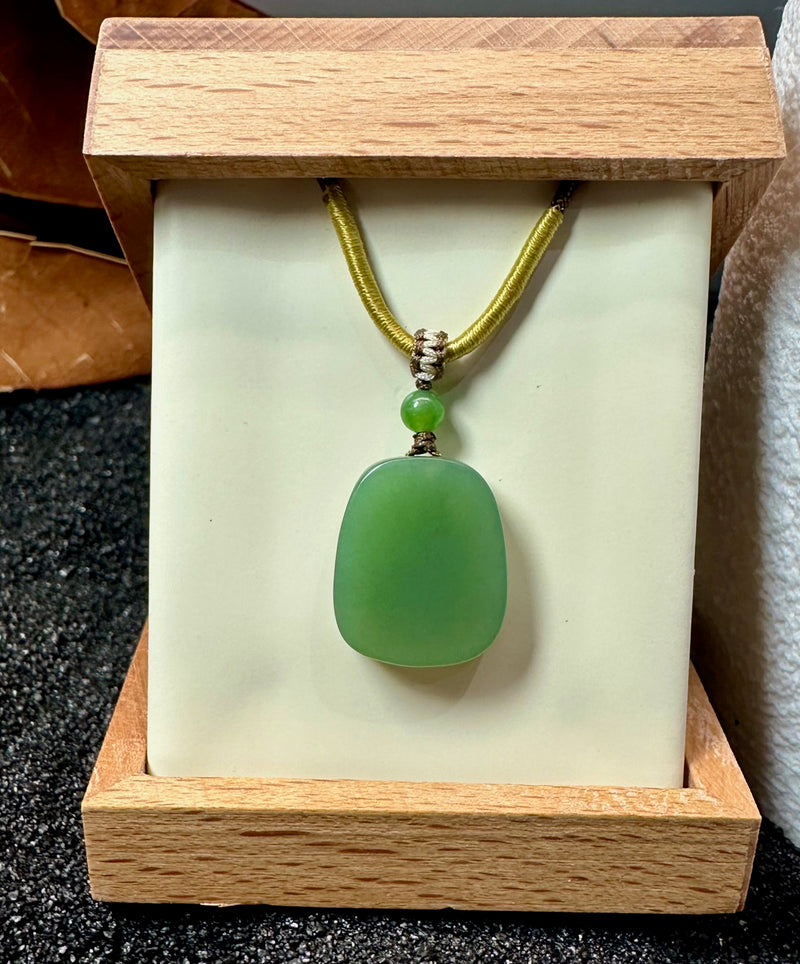 Siberian Jade Drop Pendant, 18.5mm