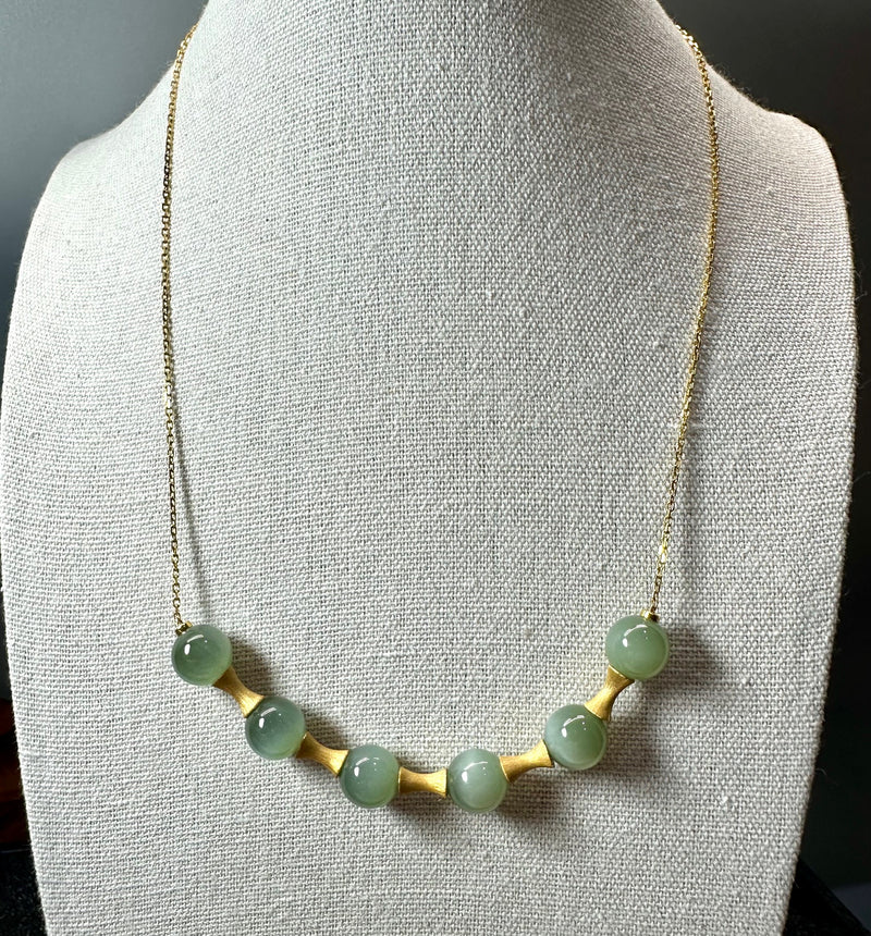 18k Siberian Nephrite Jade Necklace