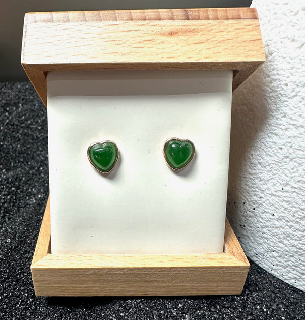 AA 18K Siberian Heart Stud Earrings - 9mm