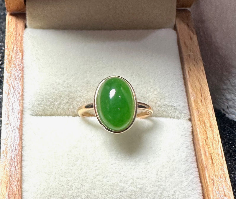 AA Siberian Jade, 18k  Gold Ring, SZ 5