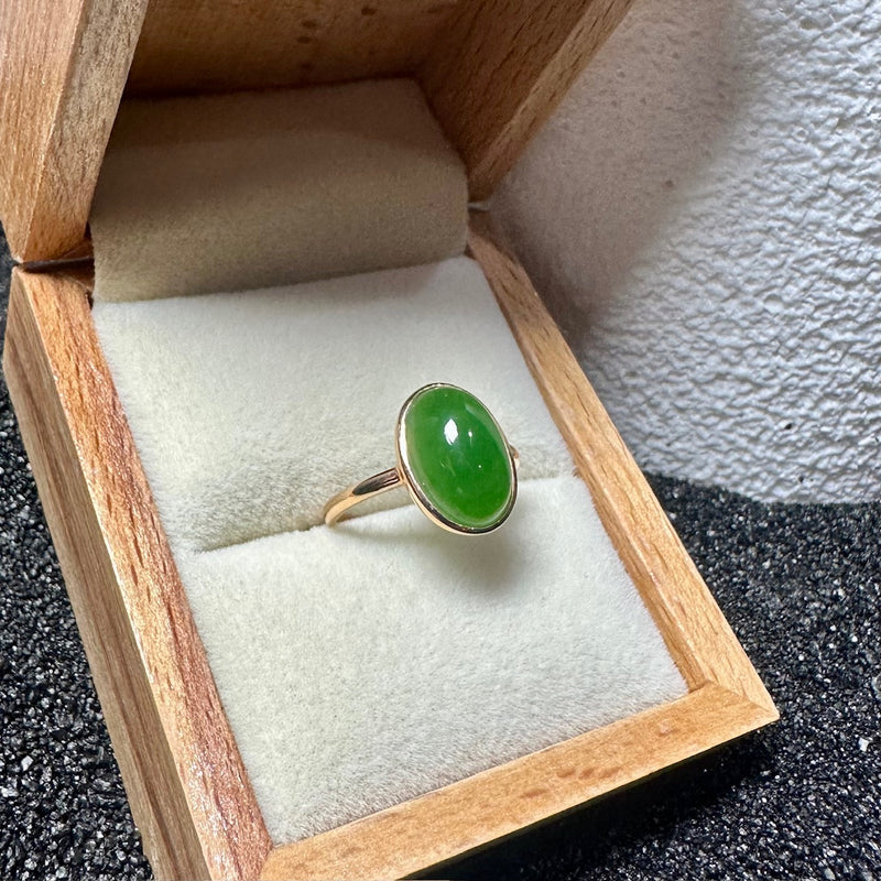 AA Siberian Jade, 18k  Gold Ring, SZ 5